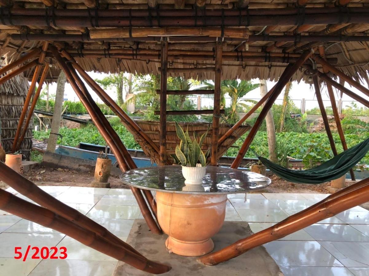 Maison En Bambou Phong-Le Vent Sa Dec Exteriör bild