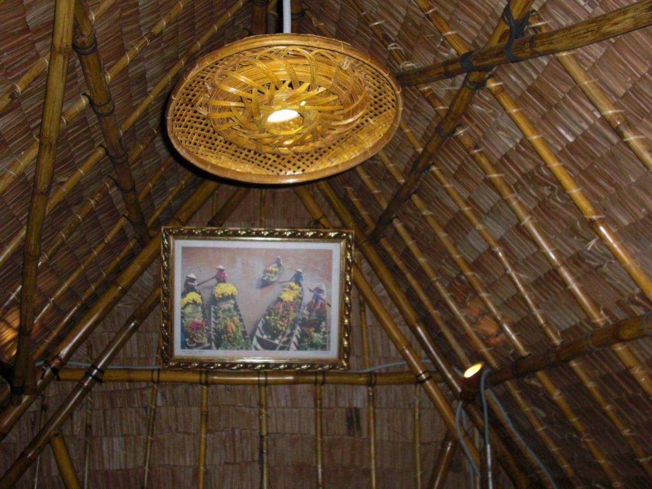 Maison En Bambou Phong-Le Vent Sa Dec Exteriör bild